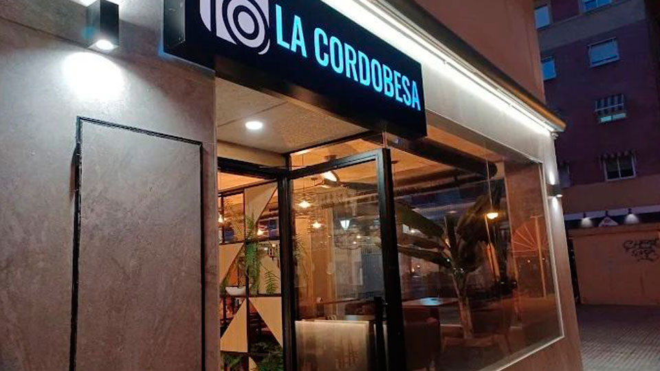 Restaurante La Cordobesa: tradición renovada en la avenida Isla Fuerteventura